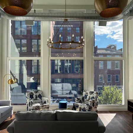 Gold Suite By Hollyhock- Executive-Level Living